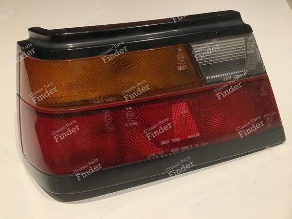 Rücklicht links - NISSAN Sunny (B12) - 4390- 0