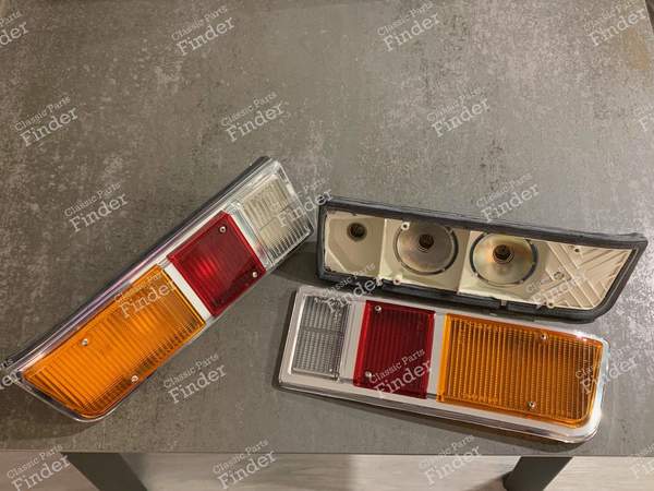 Tail lights + plate - RENAULT 16 (R16) - 8076 E- 1