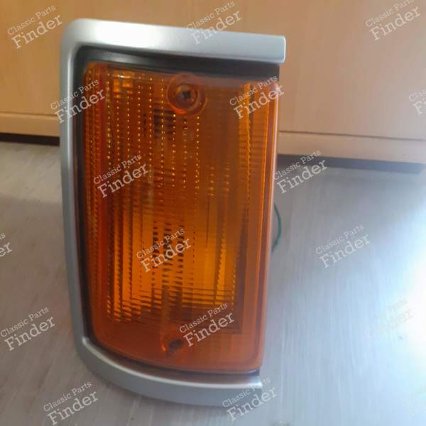 Right front turn signal - CHRYSLER-TALBOT Sunbeam - 6521- 0