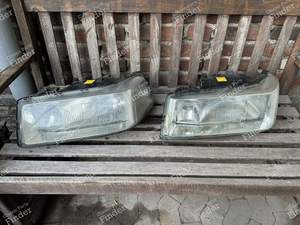 Headlight left - AUDI V8 (D11/4C)