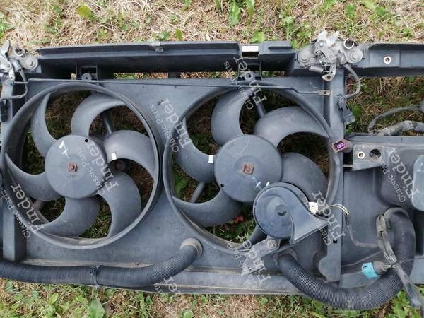 Vorderfront mit doppelten Lüftern + doppelter Hupe - CITROËN XM - 2