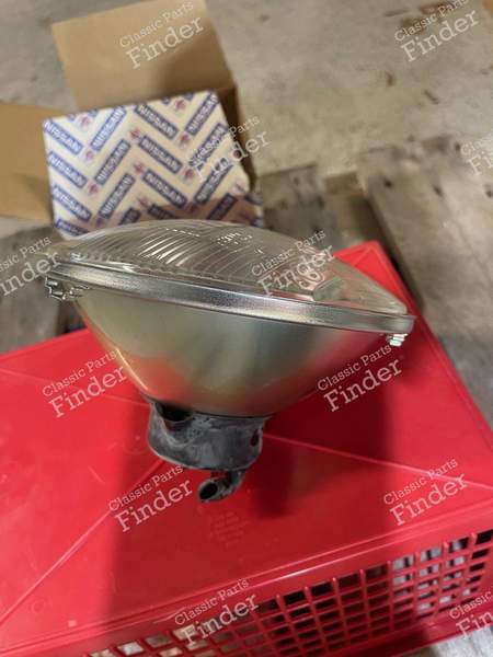 Brand new original Headlight Halogen Datsun 100A E10 + 120Y (Sunny B110) - DATSUN Cherry (E 10) - 26705-89991- 1