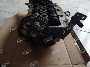 Culasse avec arbres à cames / poulies - Moteur 2.7 HDI - CITROËN C6 - P80LA- thumb-2