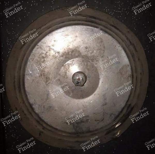 Chrome plated hubcap - PEUGEOT 304 - 1