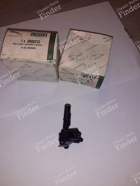 Düse der Scheinwerferreinigungsanlage - JAGUAR S-Type - XR82213- 1