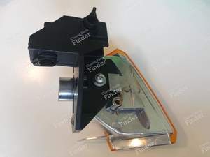 Left front turn signal bracket - PEUGEOT 205 - 069598 / 083119- thumb-9