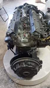 4.200 c.c 6 cylinders - JAGUAR Type E