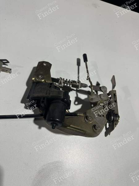 Kit gâche de porte poignée droite - PORSCHE 928 - 2