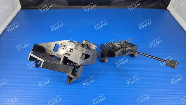 Montagesatz und Einstellvorrichtungen für den linken Scheinwerfer - PEUGEOT 205 - 069598 / 6223.15- 3