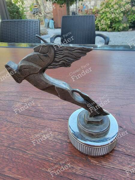 Radiator cap - BUGATTI Type 50 - 2