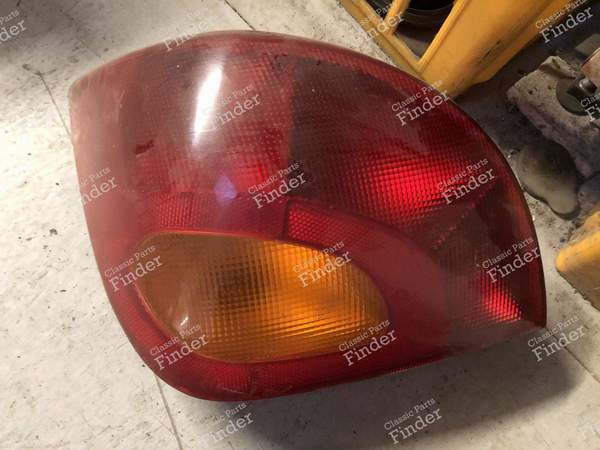 Left rear light - FORD Fiesta - 1044156 / 96FG13W004- 0