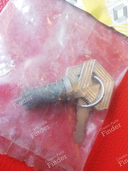 Barillet de bouchon de carburant - RENAULT 21 (R21) - 7701349789- 2