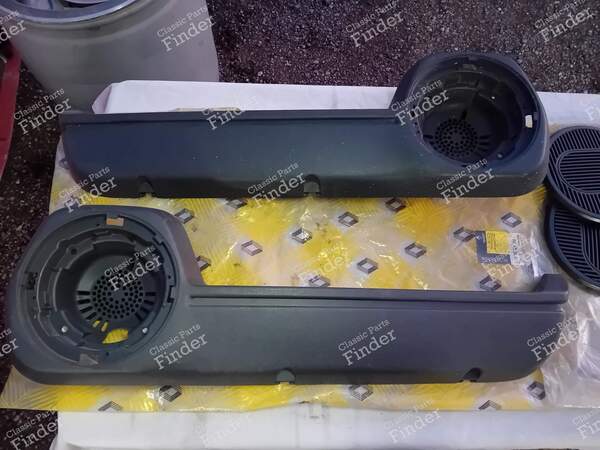 Vides poches / grilles de haut-parleurs - RENAULT 19 (R19) - 7700805766 / 7700787188- 0