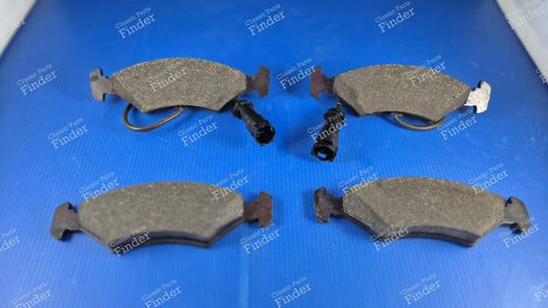 Satz von 4 originalen Vorderradbremsbelägen - FORD Scorpio / Granada - 6155611- 0