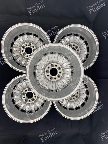 Original 'Gullideckel' Alloy Wheels 6Jx15 ET49 - MERCEDES BENZ 190 (W201) - 2014001502- 7