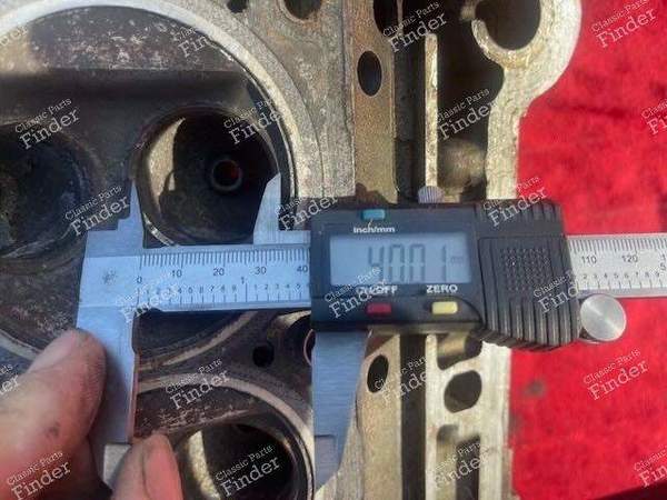 Cylinder head - ALPINE A110 - 77 06 326 607- 8