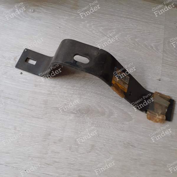 Support de pare choc arrière - PEUGEOT 304 - 7415.23- 2