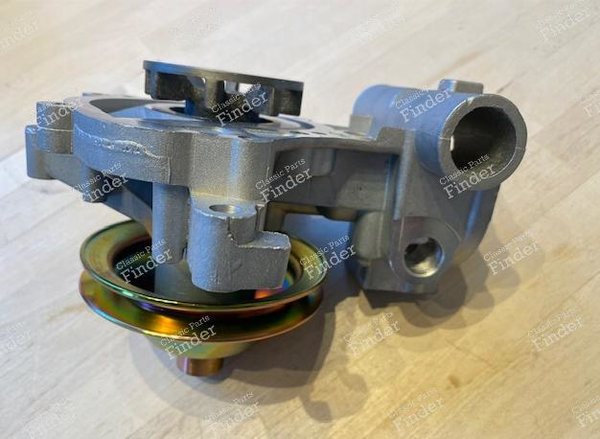 Wasserpumpe mit Riemenscheibe für den PRV Motor V6 - VOLVO 240 / 260 - 3