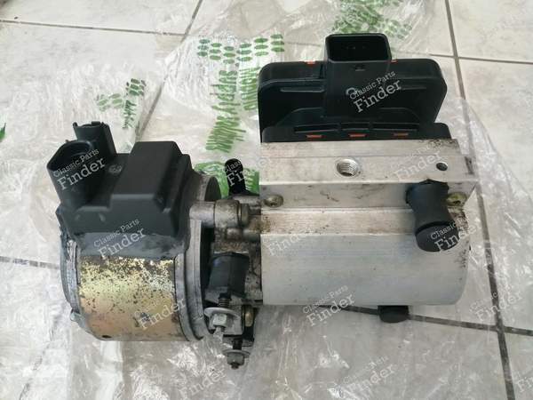 Hydraulic pump in perfect condition - CITROËN C6 - 968671388000- 0