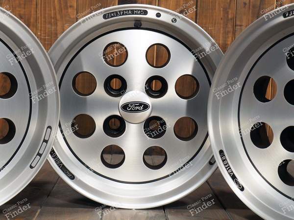 Jantes en alliage Pepperpot 7Jx13 - ET05 4x108 PCD 13" Original Rims - FORD Capri - 6