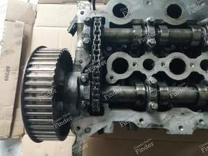 Culasse avec arbres à cames / poulies - Moteur 2.7 HDI - CITROËN C6 - P80LA- thumb-7