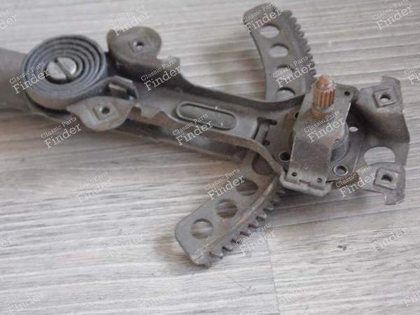 LEVE-VITRE AVANT DROIT - MERCEDES BENZ W123 - 1237202246- 2