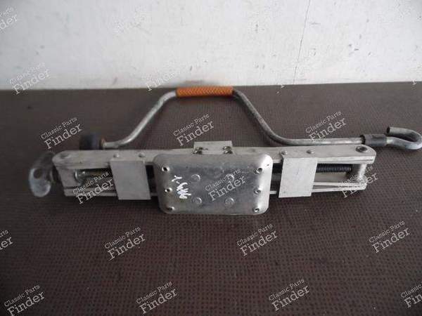 PORSCHE 944 PHASE 2 SCISSOR JACK - PORSCHE 944 - 3