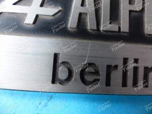 Original-Emblem "ALPINE RENAULT berlinette 1300" - ALPINE A110 - 6000052494- thumb-2