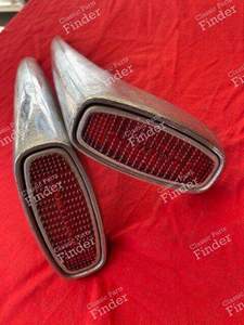 Pair of DS 19 1st generation rear fender reflectors - CITROËN DS / ID