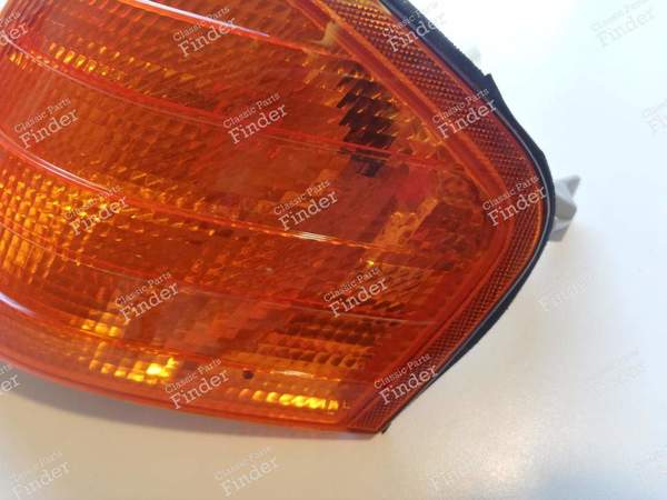 Paar gelbe Blinklichter - MERCEDES BENZ C (W202) - Equiv. A2028260143 (L) / A2028260243 (R)- 7