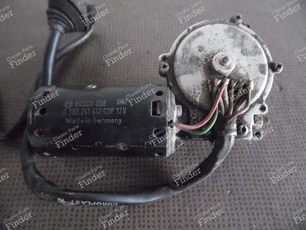 MOTEUR ESSUIE-GLACE - SL R129 - MERCEDES BENZ SL (R129) - Mercedes A1298202242 Bosch 0390241412CDP- 6