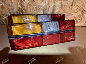 Rücklicht links - VOLKSWAGEN (VW) Golf I / Rabbit / Caddy / Jetta - 9EL124759-061- thumb-1