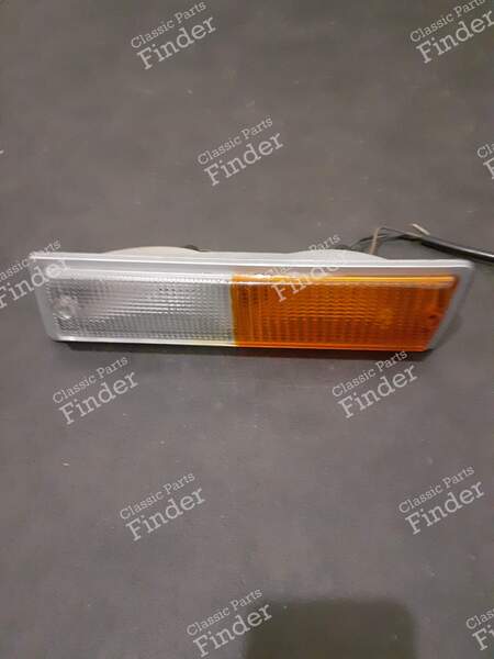 Feu clignotant /veilleuse avant gauche complet - PEUGEOT 304 - 432G- 1