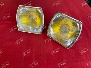 Pair of long-range directional light clusters for CITROËN SM