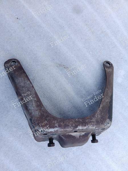Engine Mount Bracket Front - MERCEDES BENZ /8 (W114 / W115) - 1