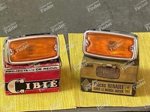 2 Backup lights Renault 16 TS, Renault 12 - RENAULT 16 (R16) - 32.75 A- 0