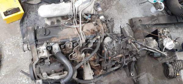 Engine and gearbox Audi 100 2.1L Petrol - AUDI 100 / 200 / 5000 (C3) - 5