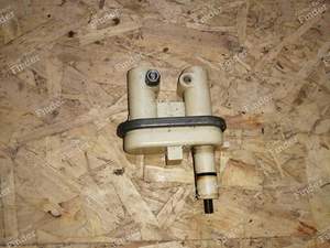 Double socket on gearbox - CITROËN CX - thumb-1