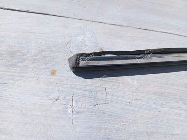 Trim Bar Rear Quarter Left - MERCEDES BENZ /8 (W114 / W115) - A1156980180- 2