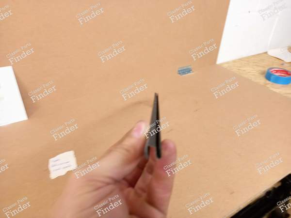 Exterior front left window wiper - Phase 1 - 5 doors - VOLKSWAGEN (VW) Golf II / Jetta - 191853283- 9