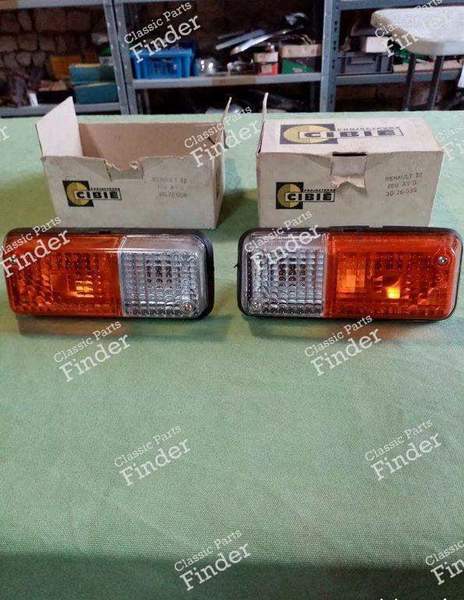 Deux clignotants bicolore - MATRA-SIMCA-TALBOT Rancho - 3076A- 0