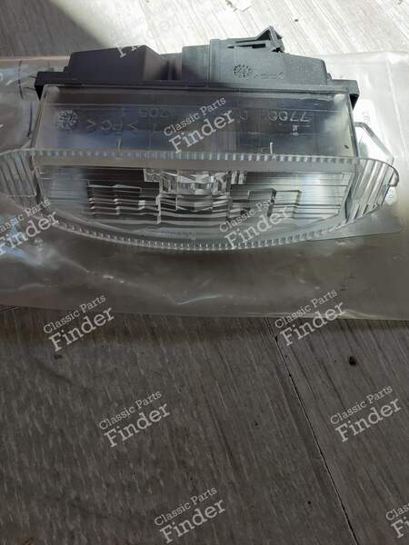 License Plate Light - RENAULT Clio II - 7700410754- 1