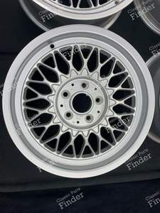 Original Alloy Wheels BBS RG 010 7Jx16 ET36 5x112 ONLY 6,9 kg. For Mercedes W124 W126 W201 W123 W108 - MERCEDES BENZ W108 / W109 - BBS- thumb-3