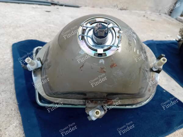 Right-side headlight assembly - CITROËN CX - 11330- 7