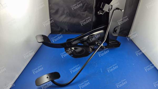 Support de pédalier - PEUGEOT 204 - 2