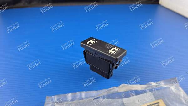 Electric Sunroof Switch - Phase 2 - PEUGEOT 505 - 655261- 2