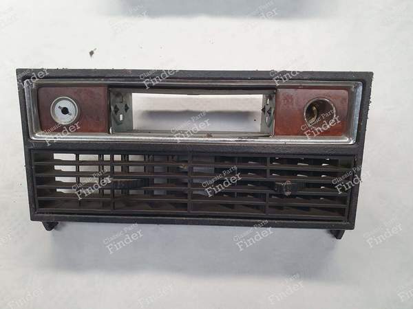 Console centrale pour la radio - BMW 2500/2800/2.8/3.0/3.3 (E3) 