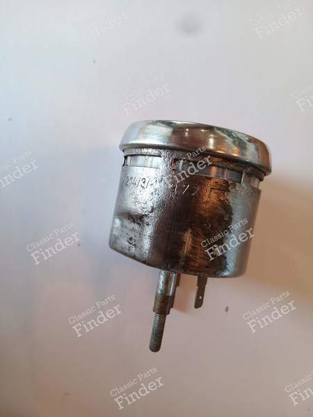 Integrierte Uhr im Armaturenbrett - MERCEDES BENZ /8 (W114 / W115) - 311- 2