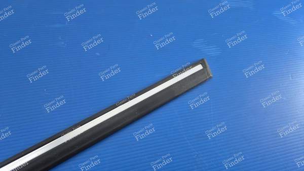 Kotflügelschutzleiste hinten rechts - Version Kombi - PEUGEOT 504 - 8564.59- 1