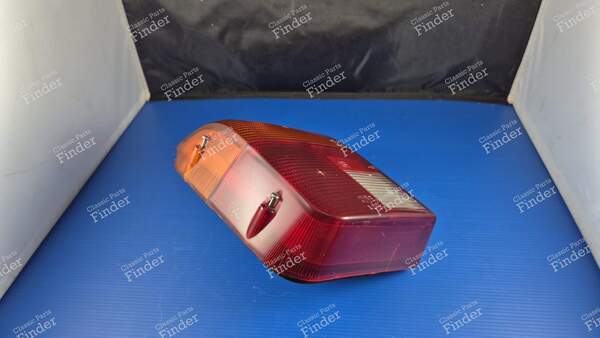Komplettes rechtes Rücklicht - PEUGEOT 205 - 20970- 2